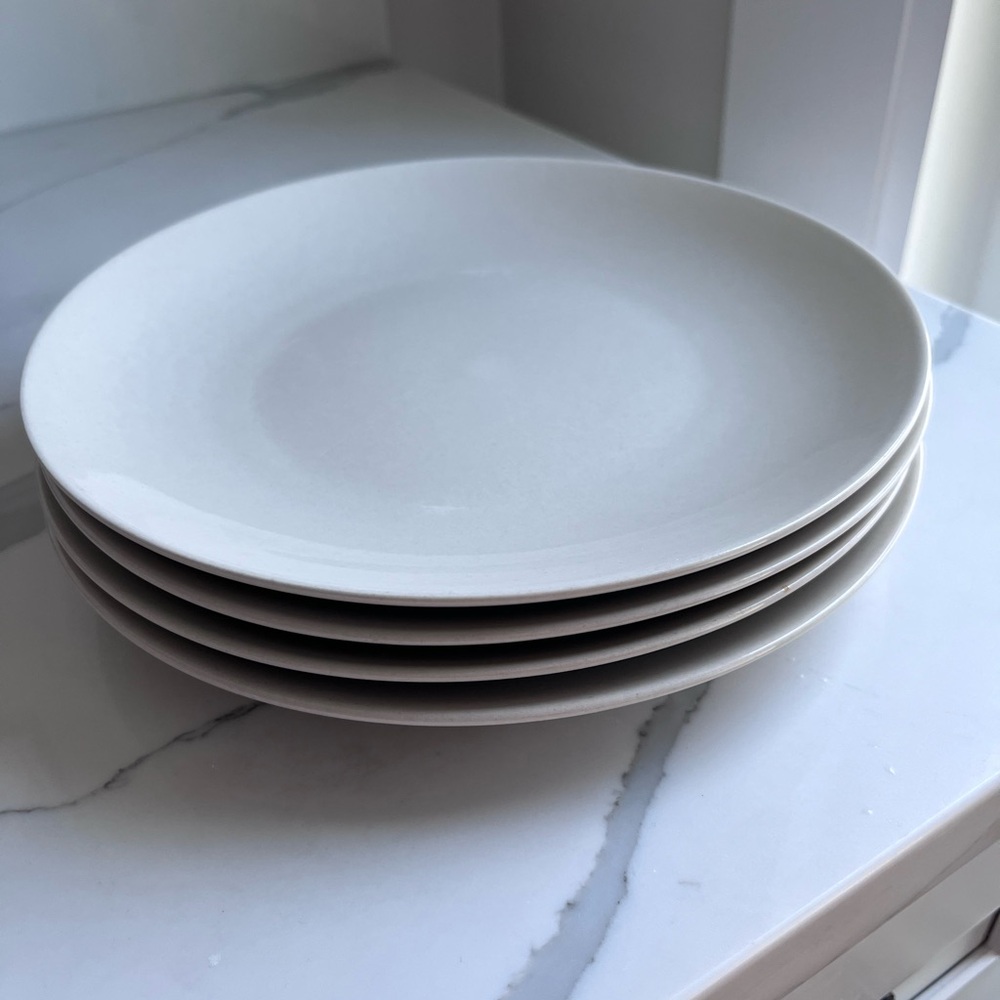 IKEA beige lunch plates 9.5" set of 4